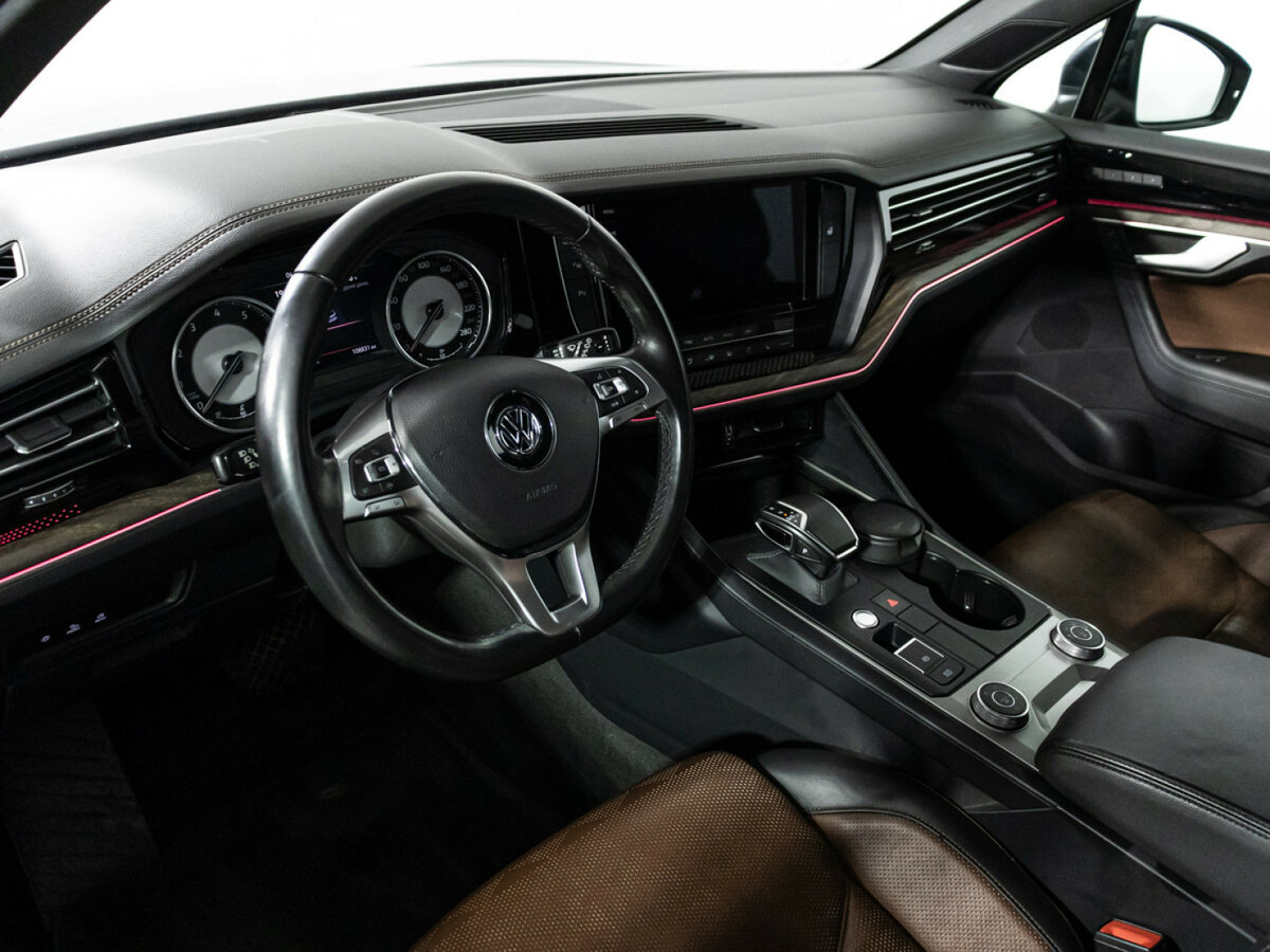 Купить Volkswagen Touareg III, 2019, 108 829 км, фото №11