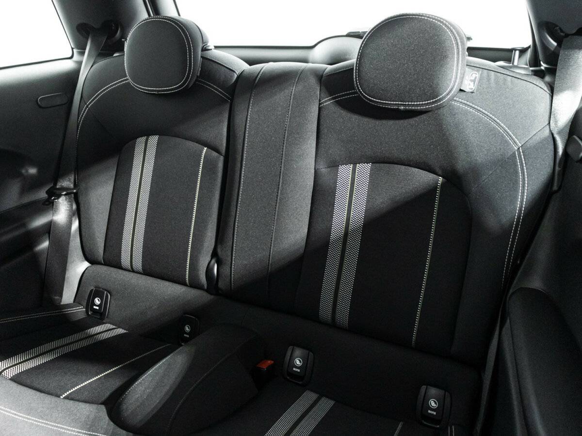 Купить Mini Hatch JCW III (F55/F56) Рестайлинг, 2020, 85 838 км, фото №10