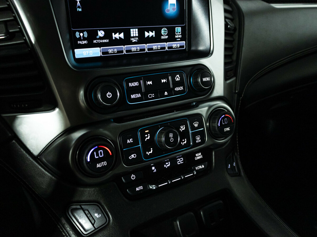 Купить Chevrolet Tahoe IV, 2016, 205 175 км, фото №16