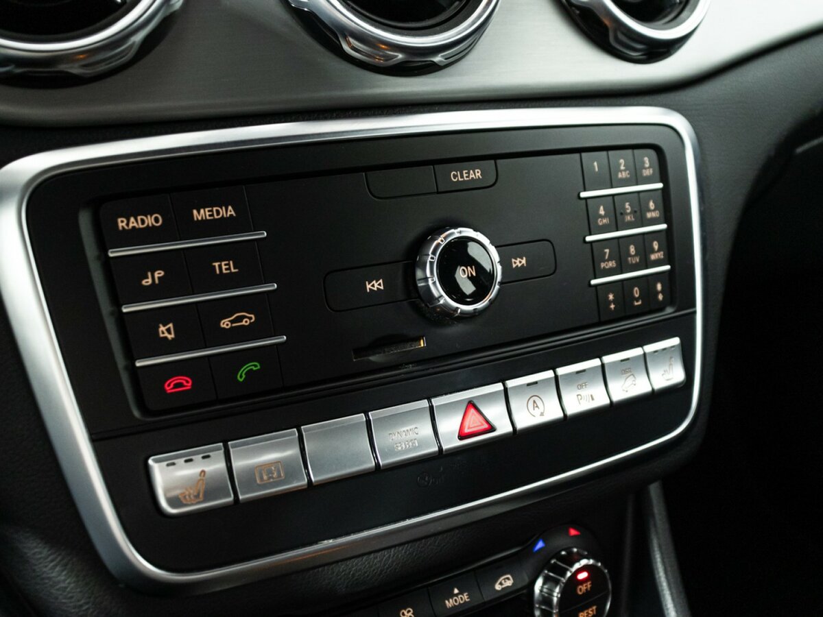 Купить Mercedes-Benz GLA 250 I (X156) Рестайлинг, 2017, 102 801 км, фото №15