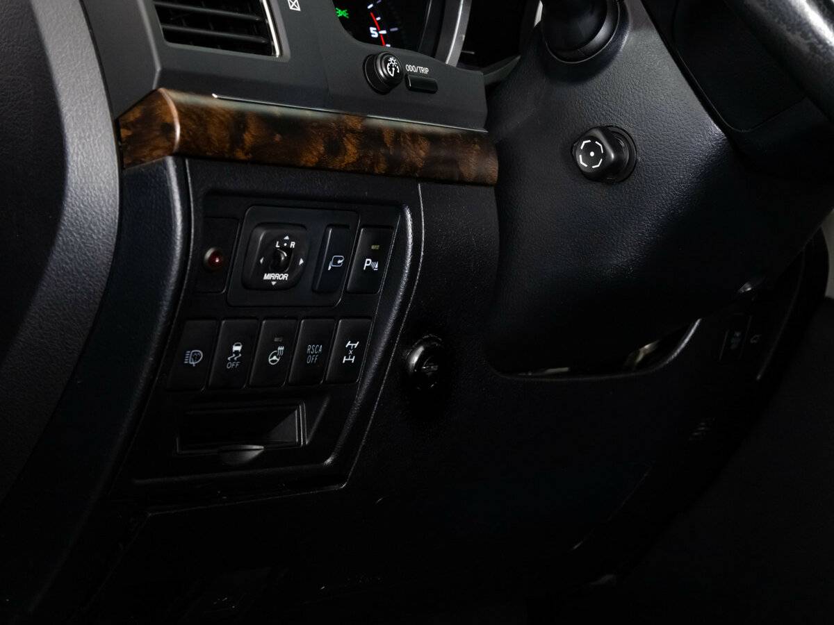 Купить Toyota Land Cruiser 200 Series Рестайлинг 1, 2012, 222 767 км, фото №16