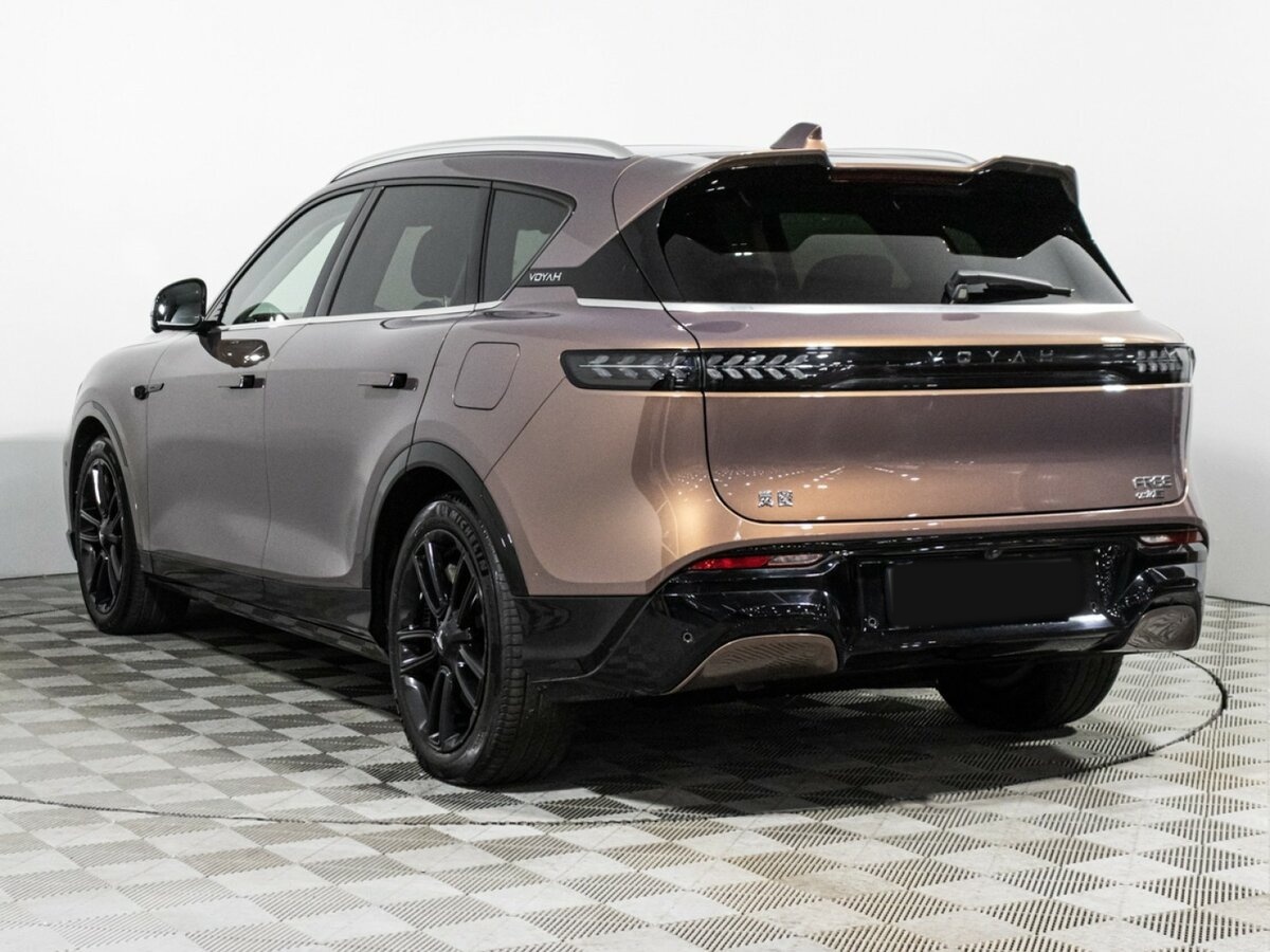 Купить Voyah Free I Рестайлинг, 2023, 18 264 км, фото №7