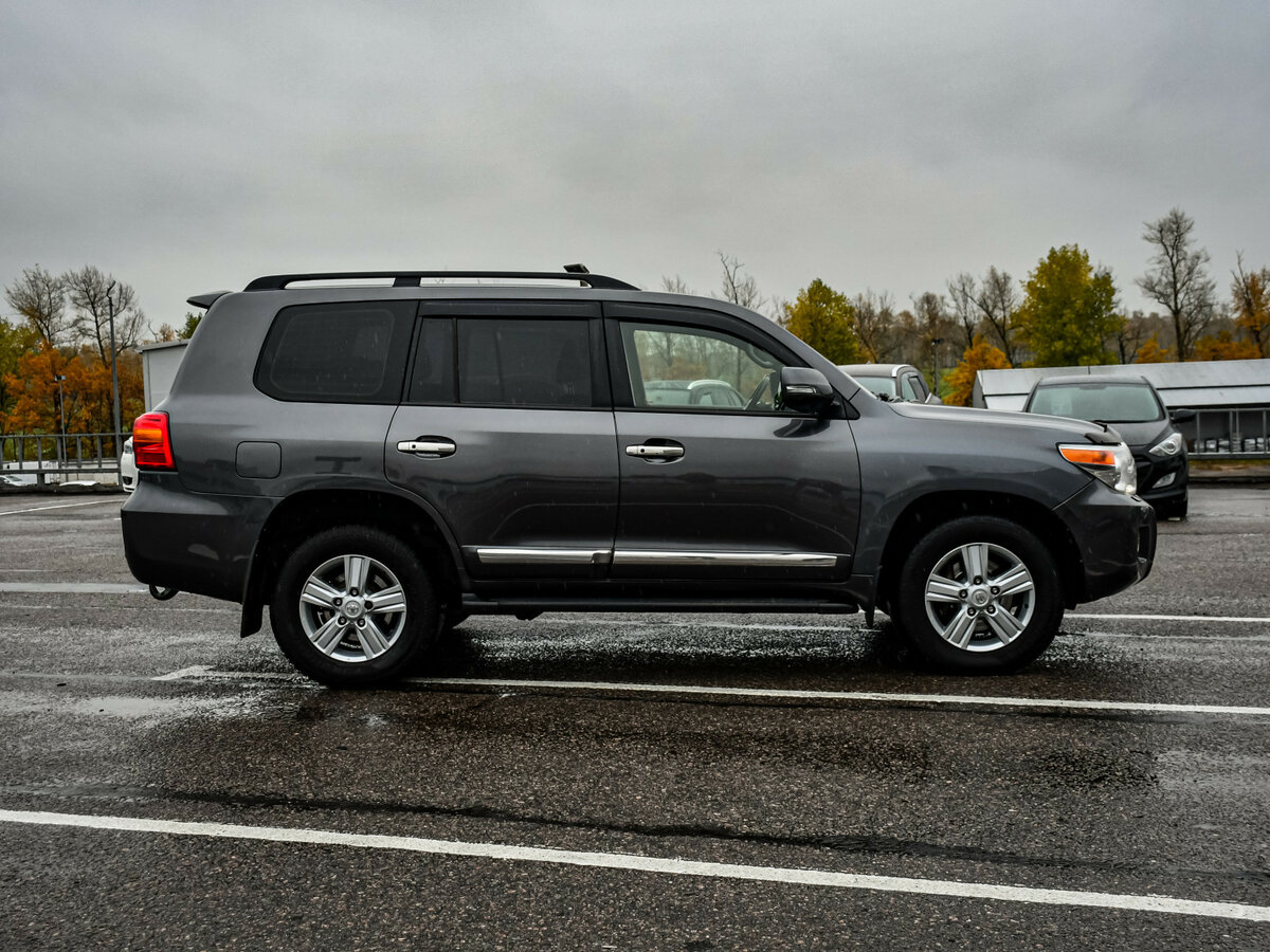 Купить Toyota Land Cruiser 200 Series Рестайлинг 1, 2012, 259 212 км, фото №4