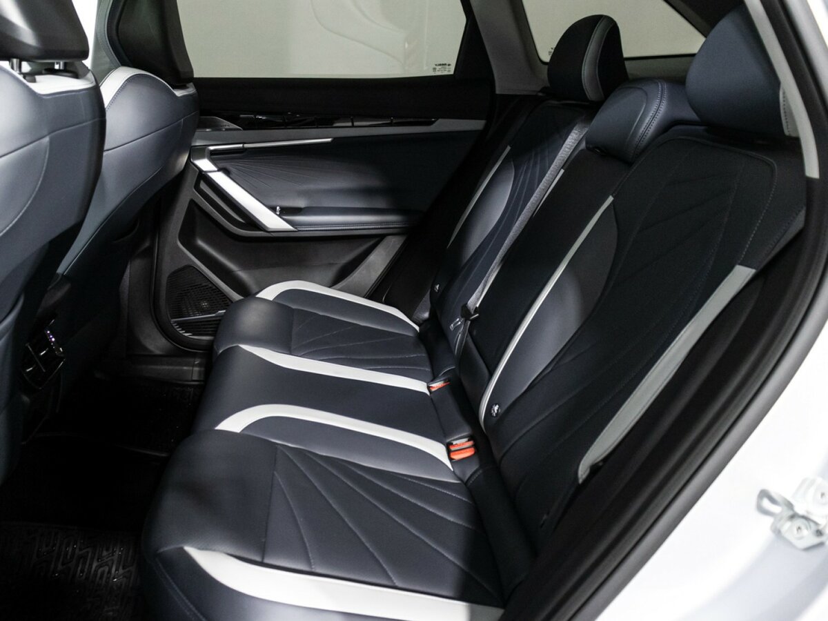 Купить Geely Atlas II, 2024, 34 983 км, фото №10