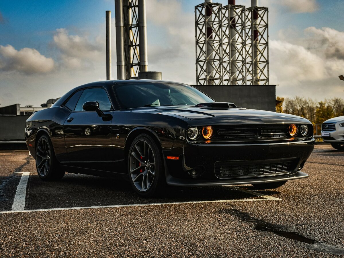 Dodge Challenger