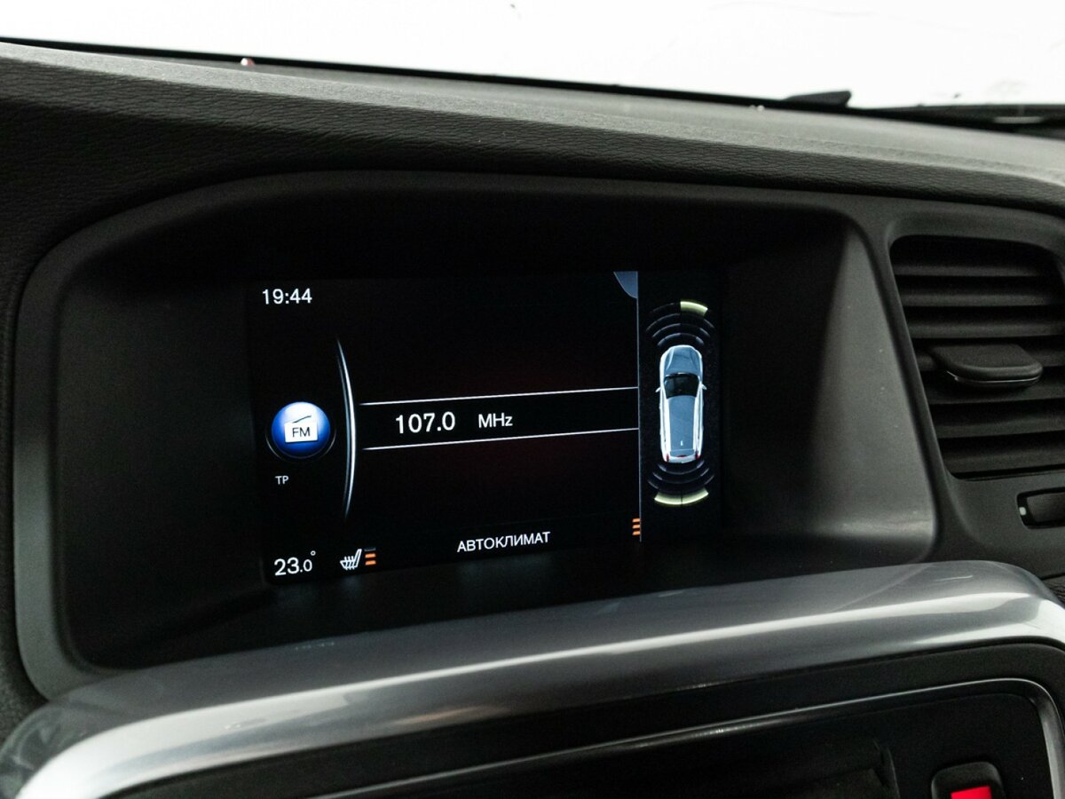 Купить Volvo V60 Cross Country I, 2016, 169 104 км, фото №15