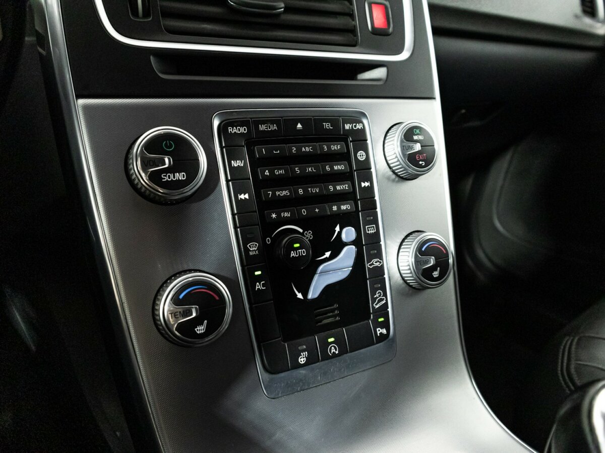 Купить Volvo V60 Cross Country I, 2016, 169 104 км, фото №16