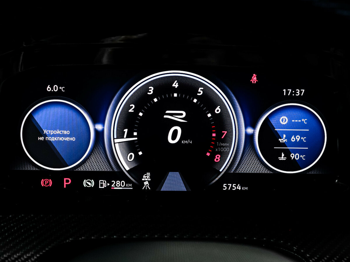 Купить Volkswagen Golf R VIII, 2023, 5 753 км, фото №9