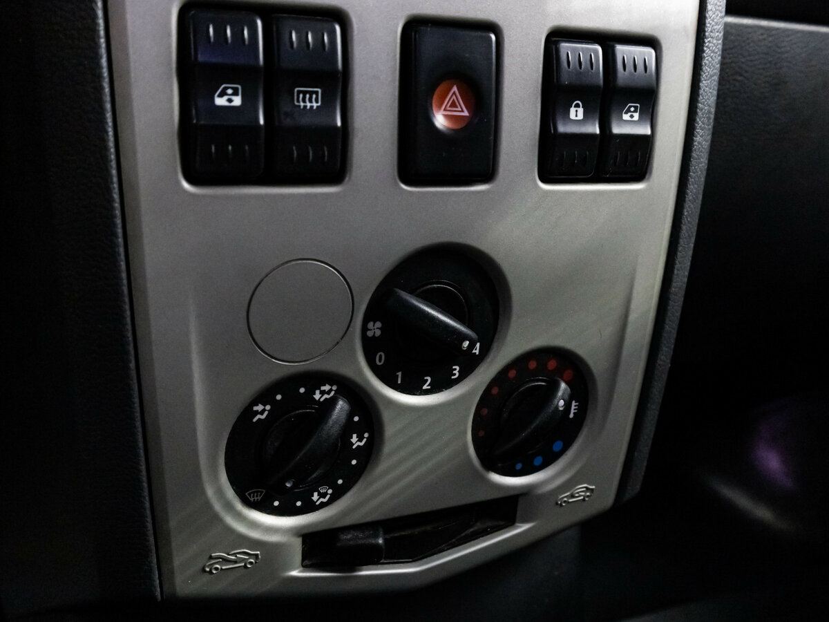 Купить Renault Logan I, 2007, 296 831 км, фото №10