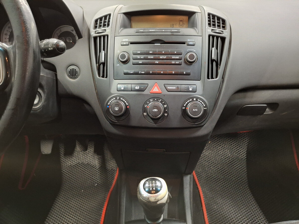 Купить Kia Ceed I, 2008, 281 408 км, фото №15