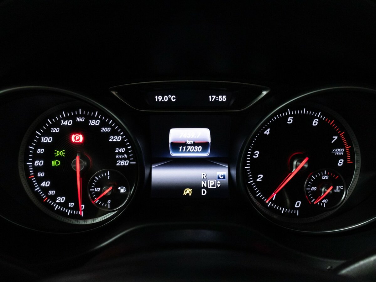 Купить Mercedes-Benz GLA 200 I (X156) Рестайлинг, 2019, 117 000 км, фото №11