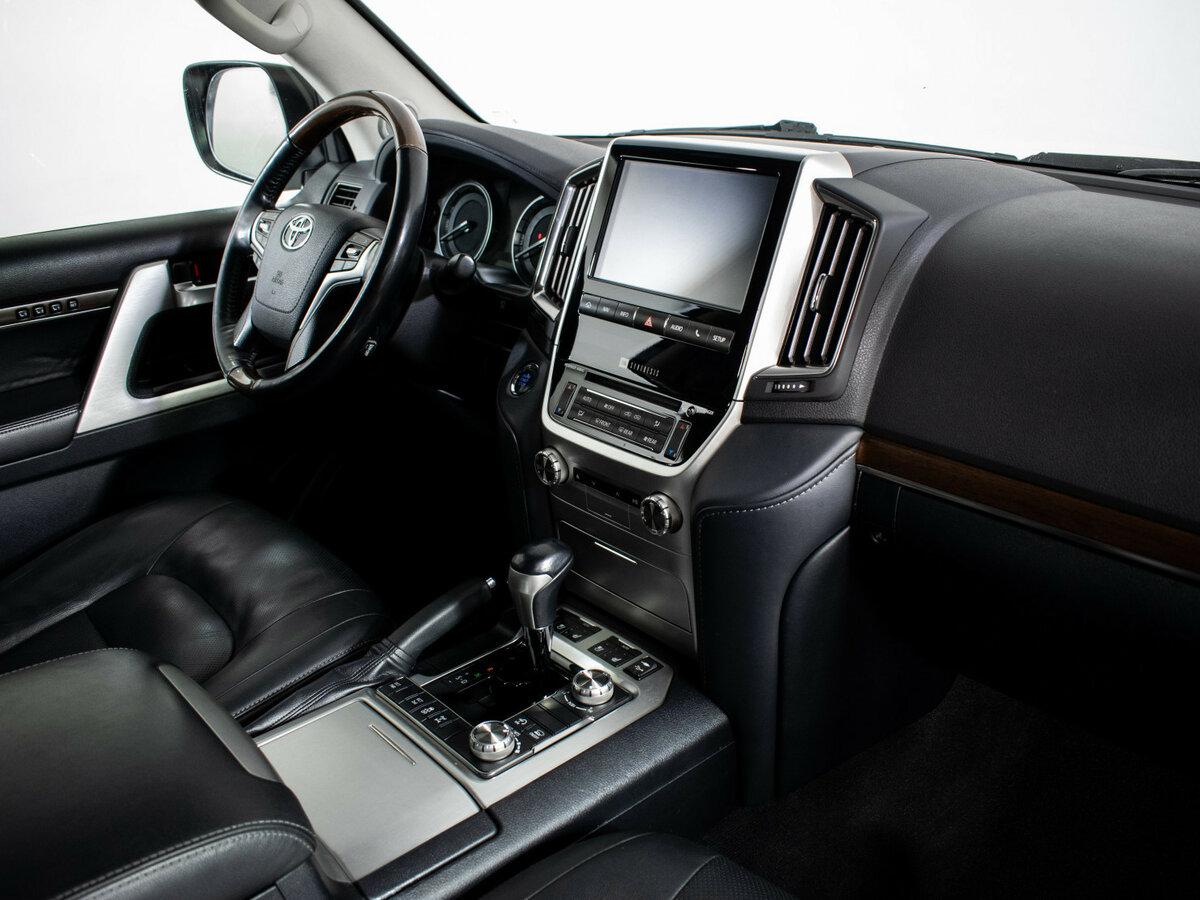 Купить Toyota Land Cruiser 200 Series Рестайлинг 2, 2019, 115 600 км, фото №11