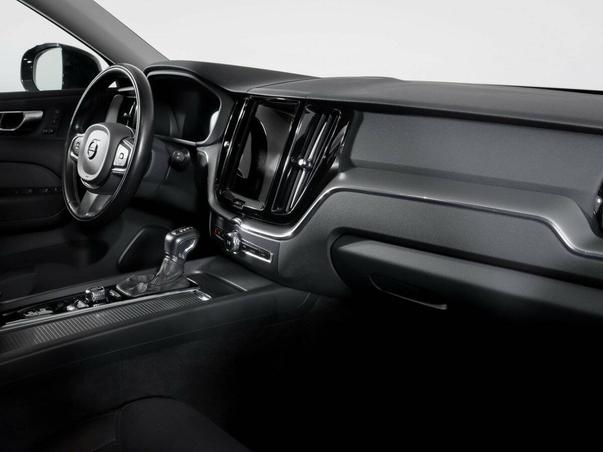 Купить Volvo XC60 II, 2021, 118 150 км, фото №9