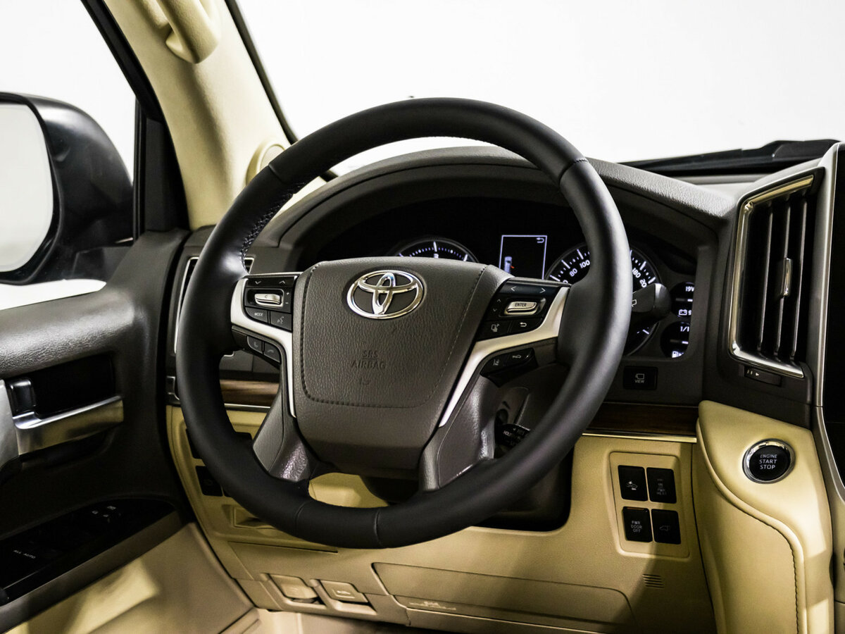 Купить Toyota Land Cruiser 200 Series Рестайлинг 2, 2016, 426 195 км, фото №15
