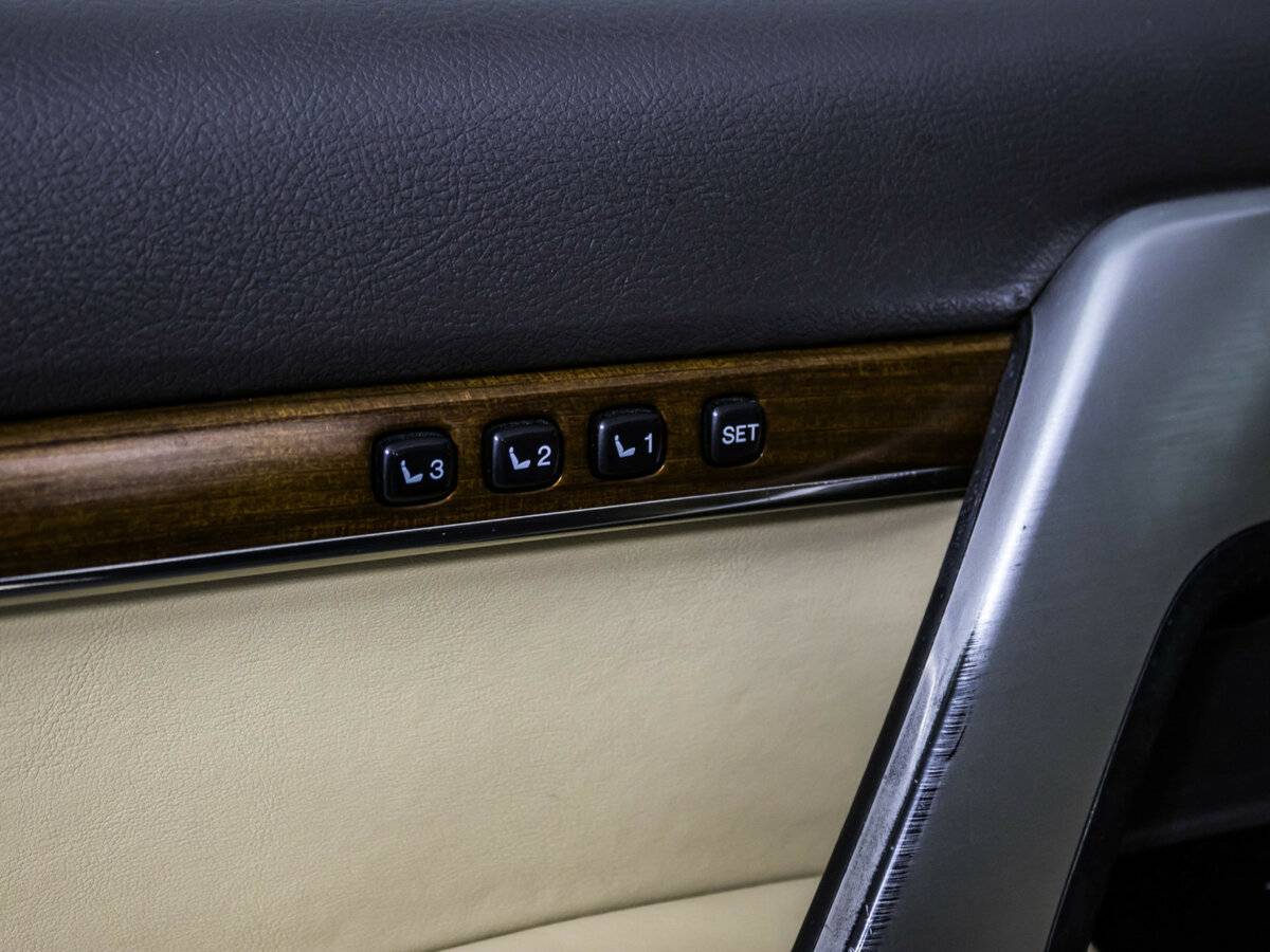 Купить Toyota Land Cruiser 200 Series Рестайлинг 2, 2016, 426 195 км, фото №18