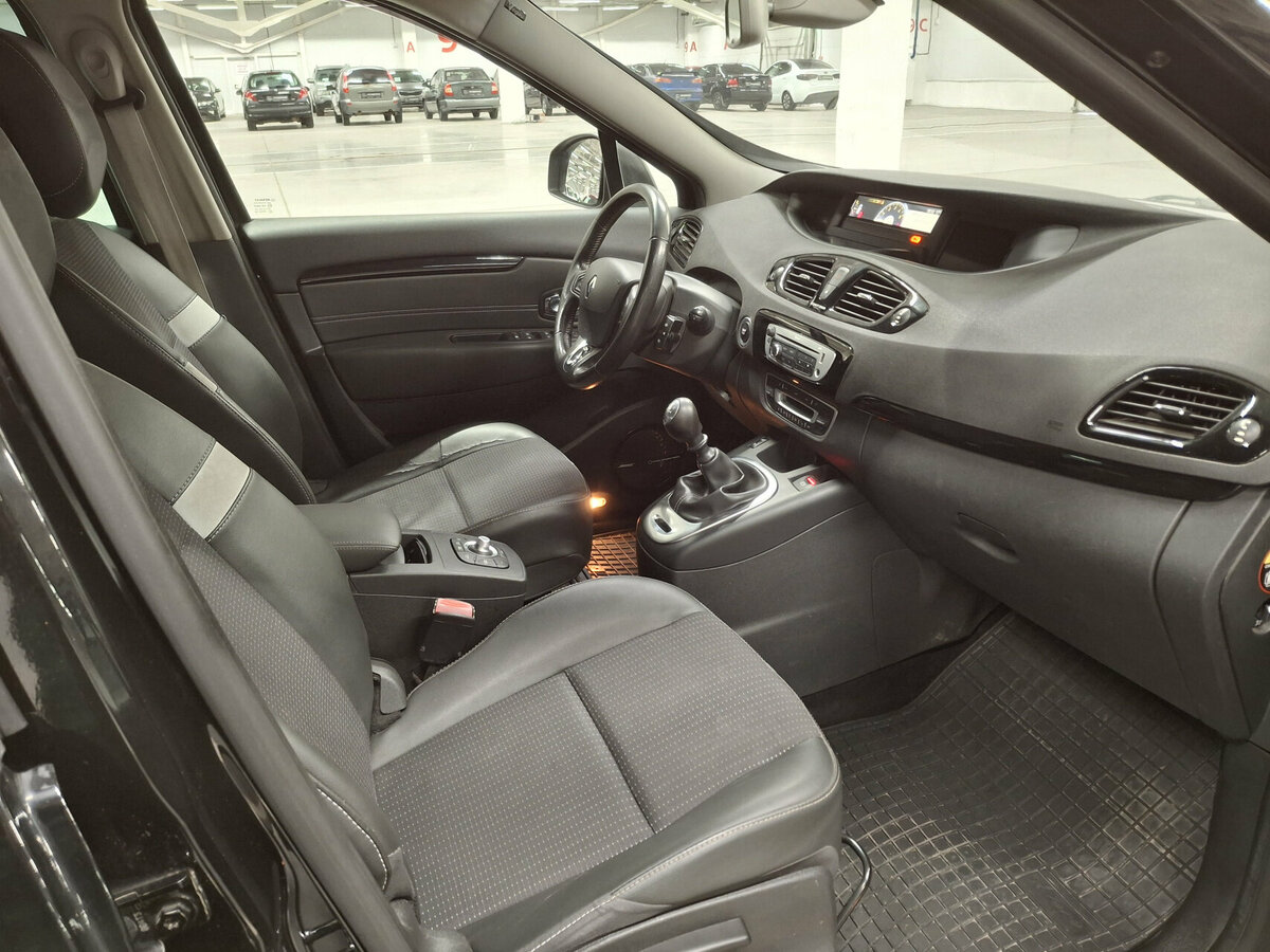 Купить Renault Scenic III Рестайлинг, 2013, 304 648 км, фото №11