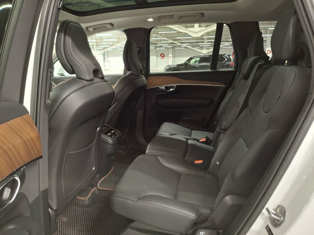 Купить Volvo XC90 II Рестайлинг 1, 2023, 9 834 км, фото №12