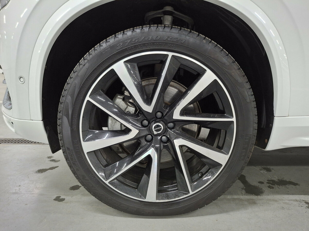 Купить Volvo XC90 II Рестайлинг 1, 2023, 9 834 км, фото №18