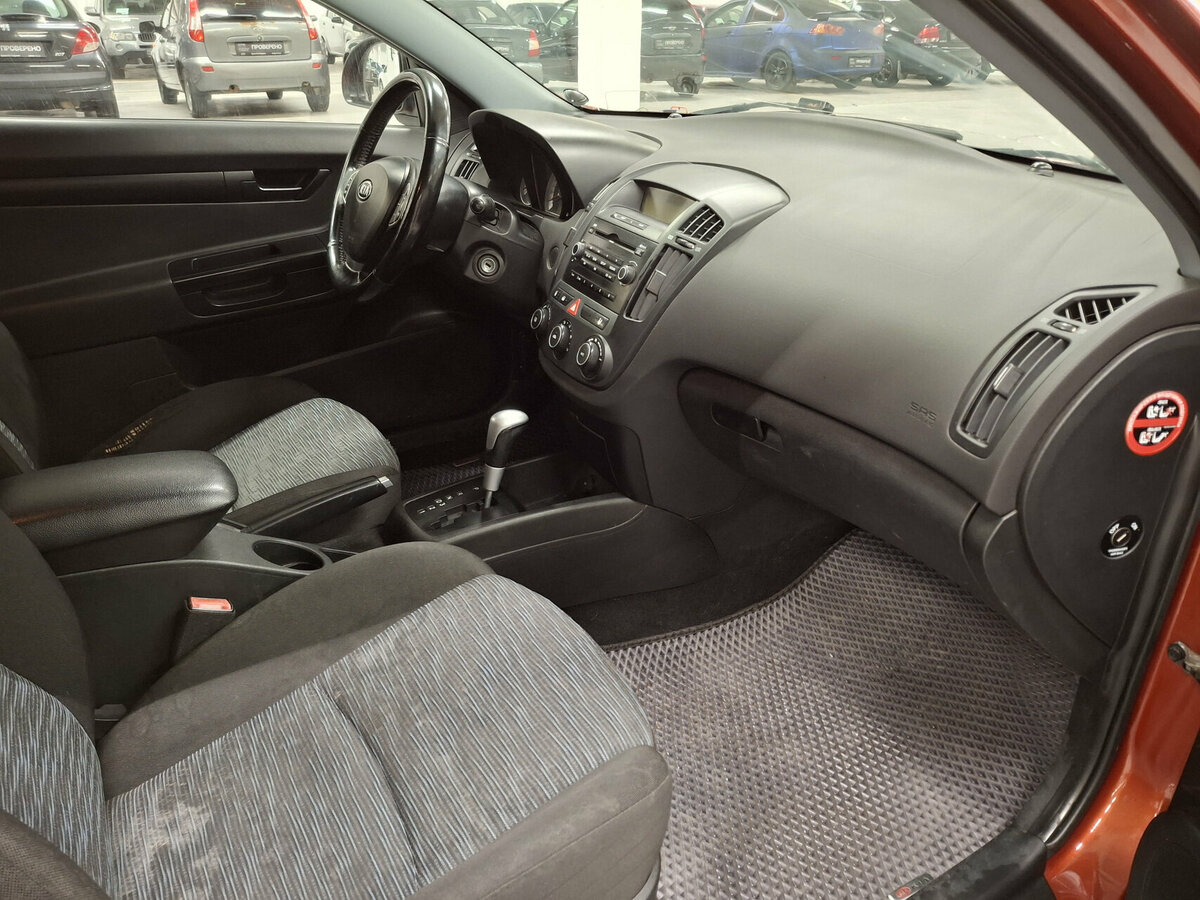 Купить Kia Ceed I, 2008, 289 058 км, фото №11