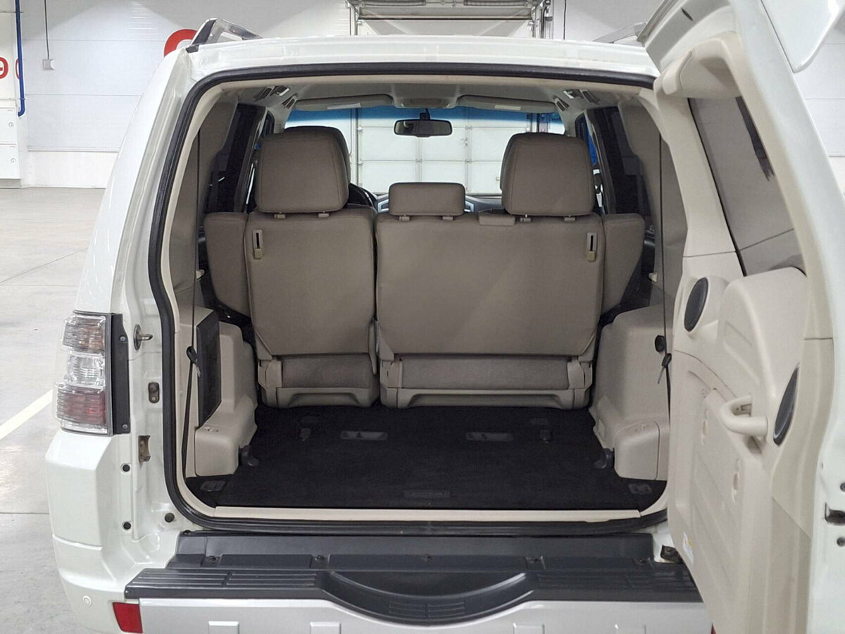 Купить Mitsubishi Pajero IV Рестайлинг 2, 2020, 81 038 км, фото №10