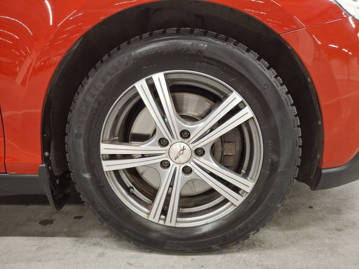 Купить Volvo V40 Cross Country I Рестайлинг, 2017, 133 679 км, фото №18