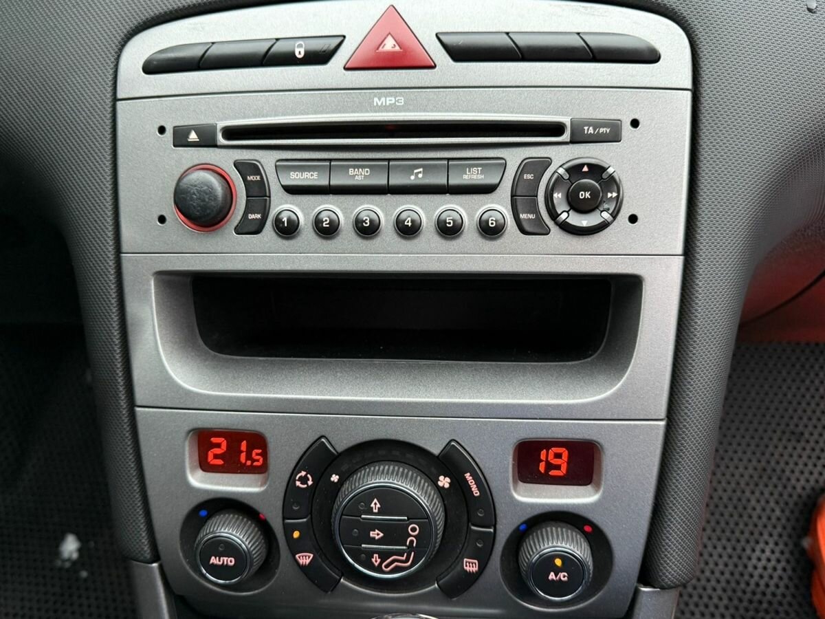 Купить Peugeot 308 I, 2008, 152 000 км, фото №9