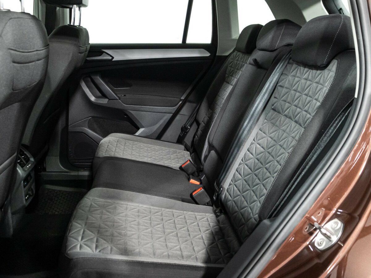 Купить Volkswagen Tiguan II Рестайлинг, 2021, 81 000 км, фото №10