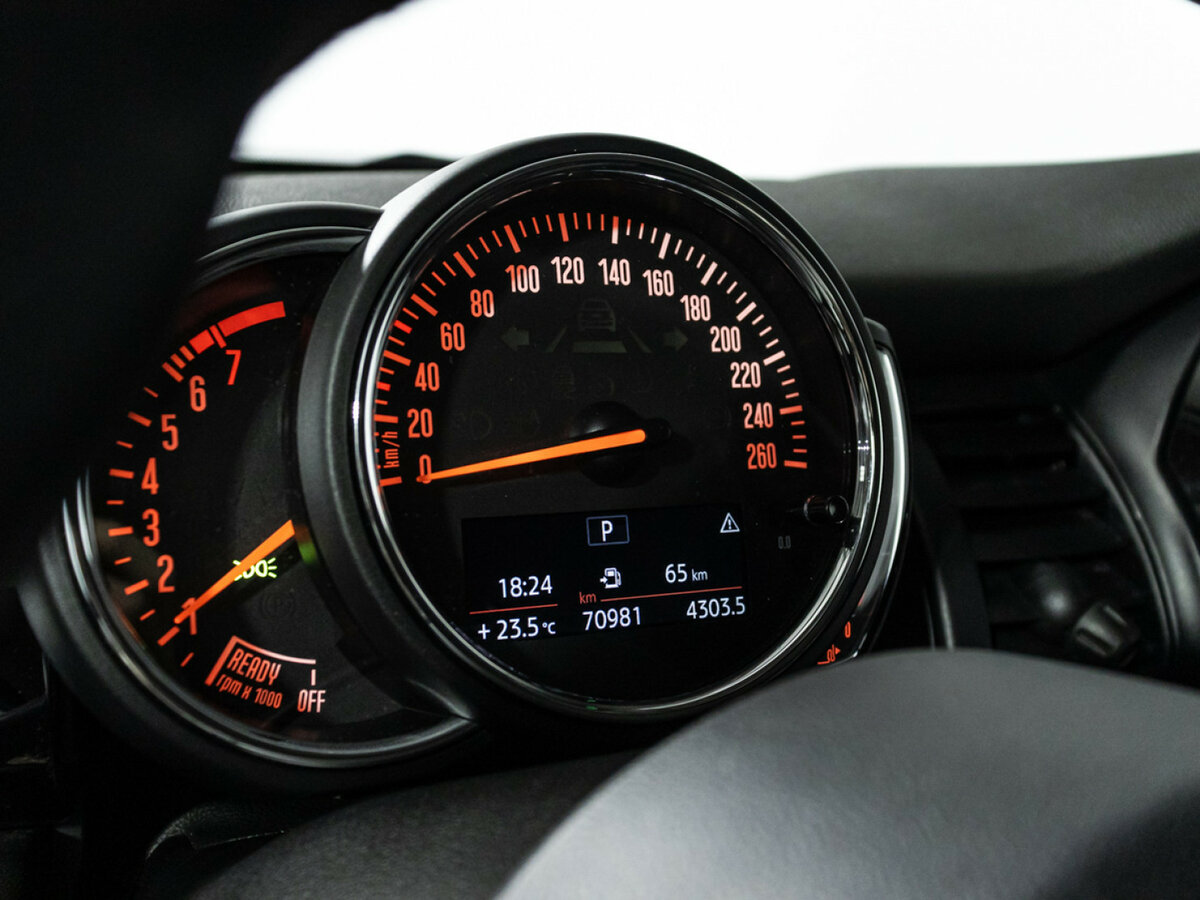 Купить Mini Hatch Cooper III (F55/F56) Рестайлинг, 2018, 70 715 км, фото №12