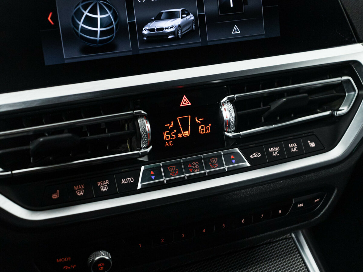 Купить BMW 3 серии 330i VII (G2x), 2019, 120 178 км, фото №18