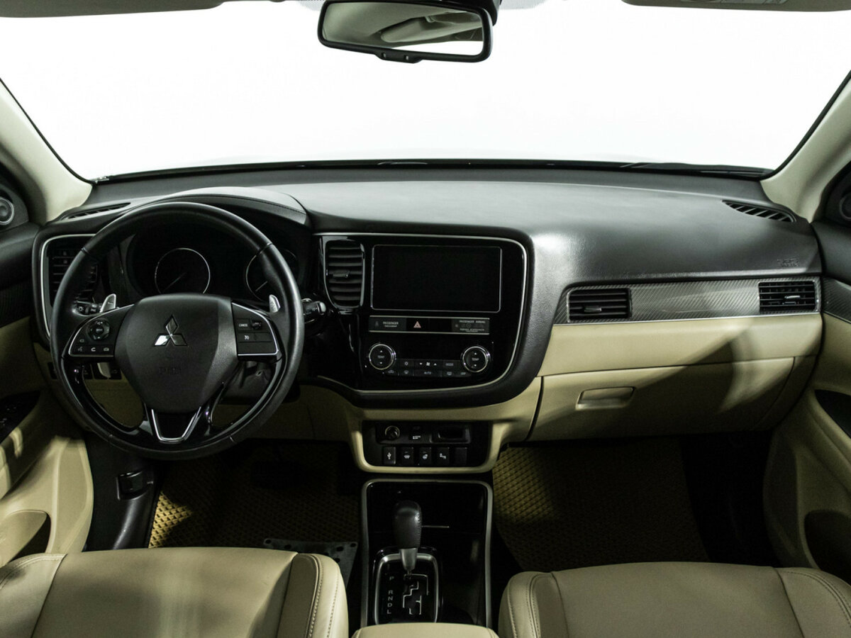 Купить Mitsubishi Outlander III Рестайлинг 3, 2020, 83 453 км, фото №11