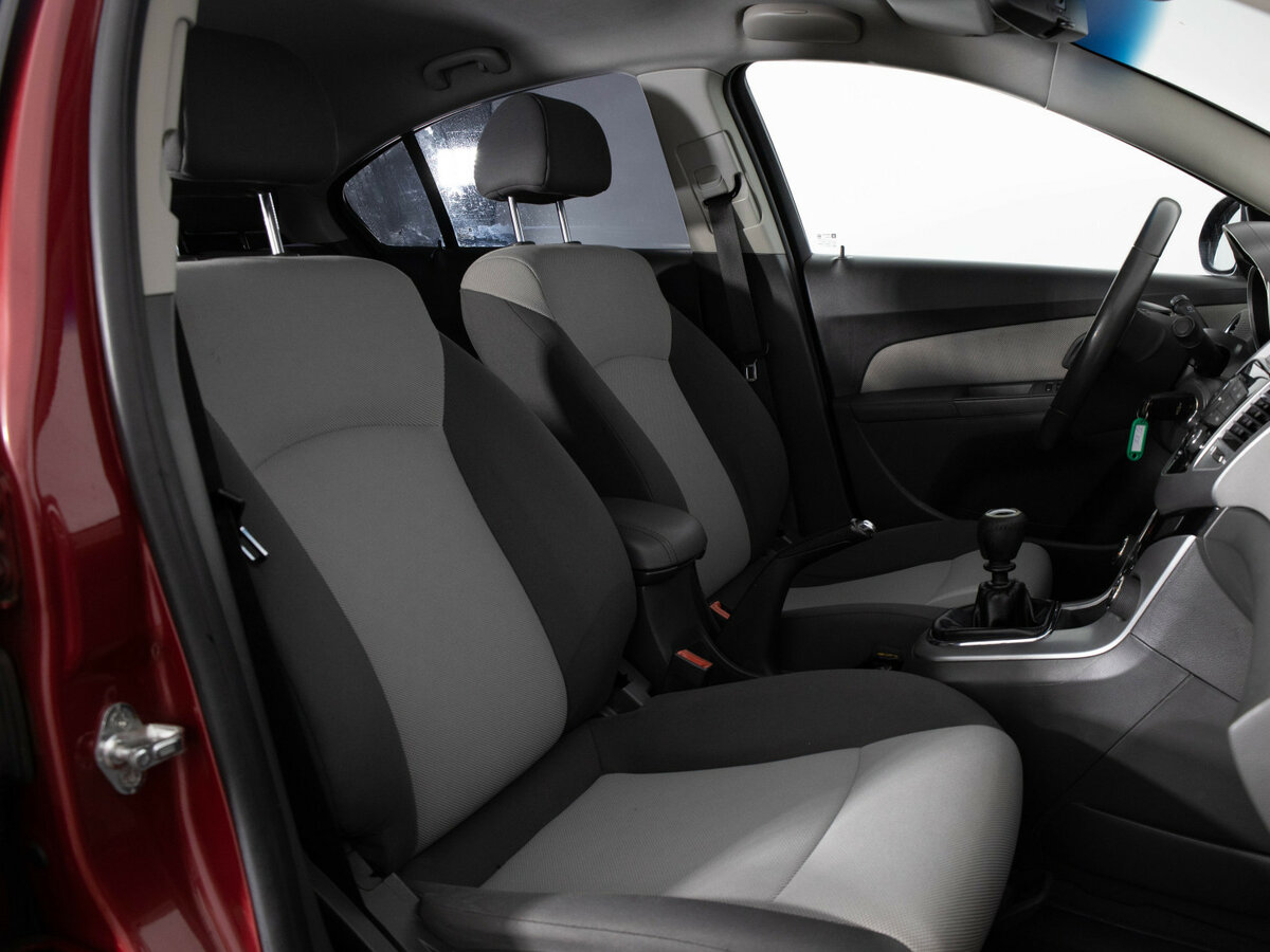 Купить Chevrolet Cruze I, 2010, 215 079 км, фото №15