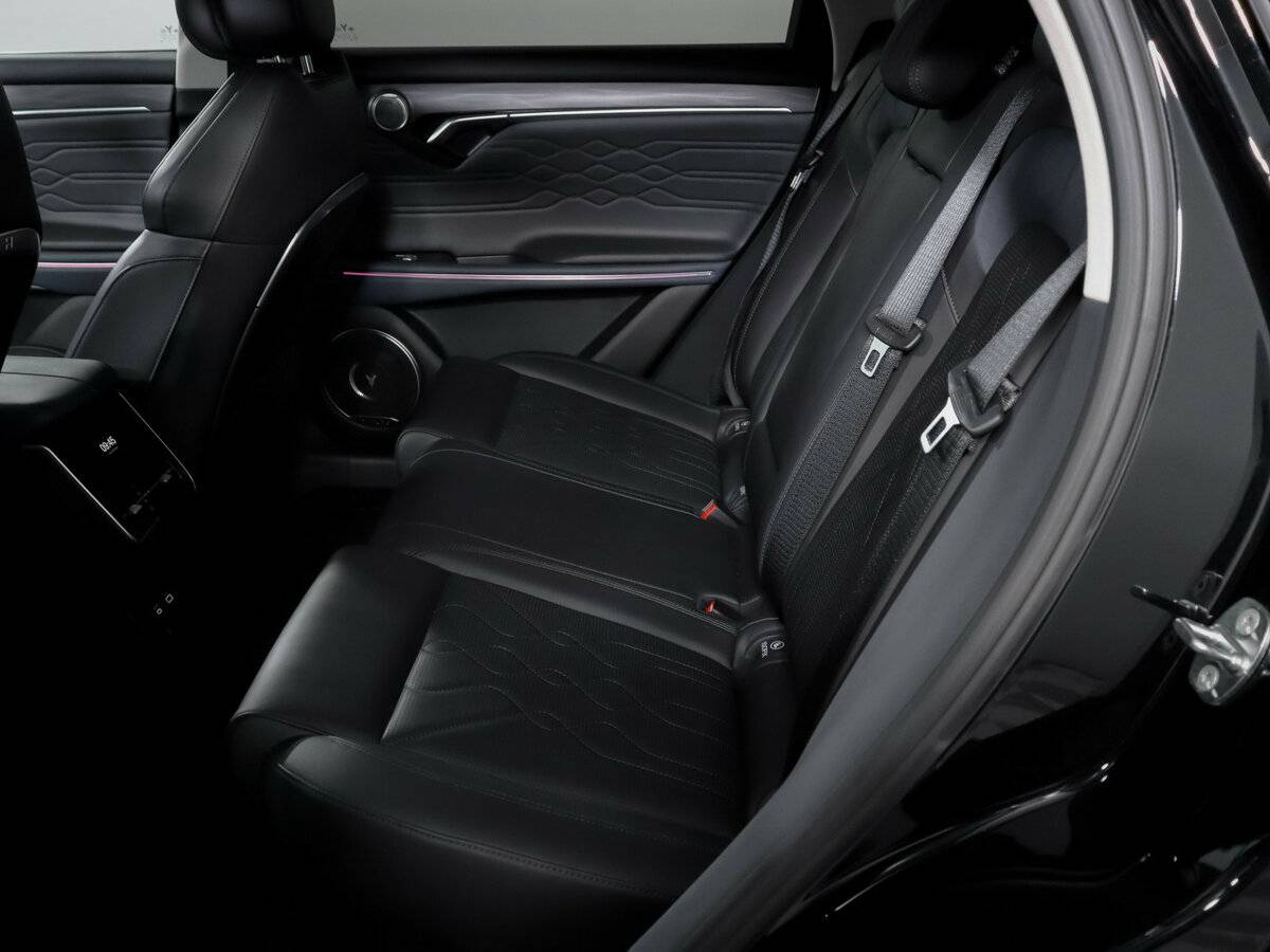 Купить Voyah Free I Рестайлинг, 2023, 17 224 км, фото №10