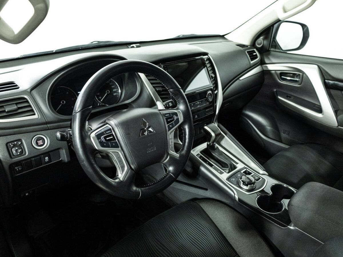 Купить Mitsubishi Pajero Sport III, 2018, 122 550 км, фото №9