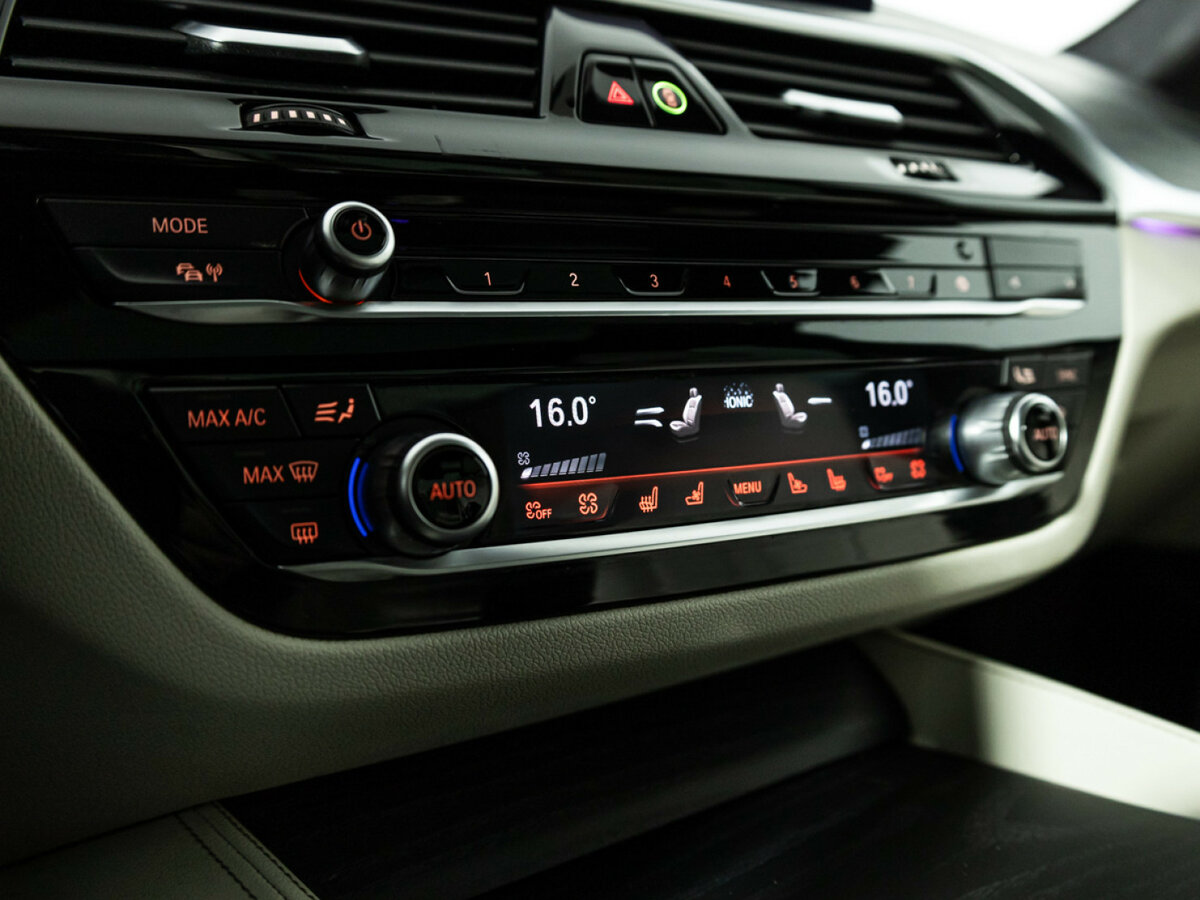 Купить BMW 5 серии 540i xDrive VII (G30/G31/G38) Рестайлинг, 2020, 142 666 км, фото №22