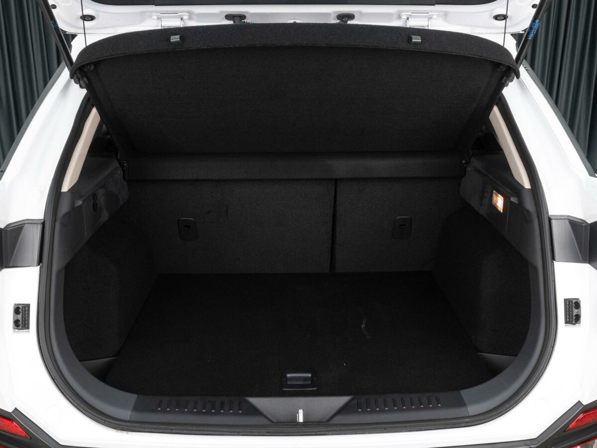 Купить FAW Bestune T77 I, 2023, 69 км, фото №23