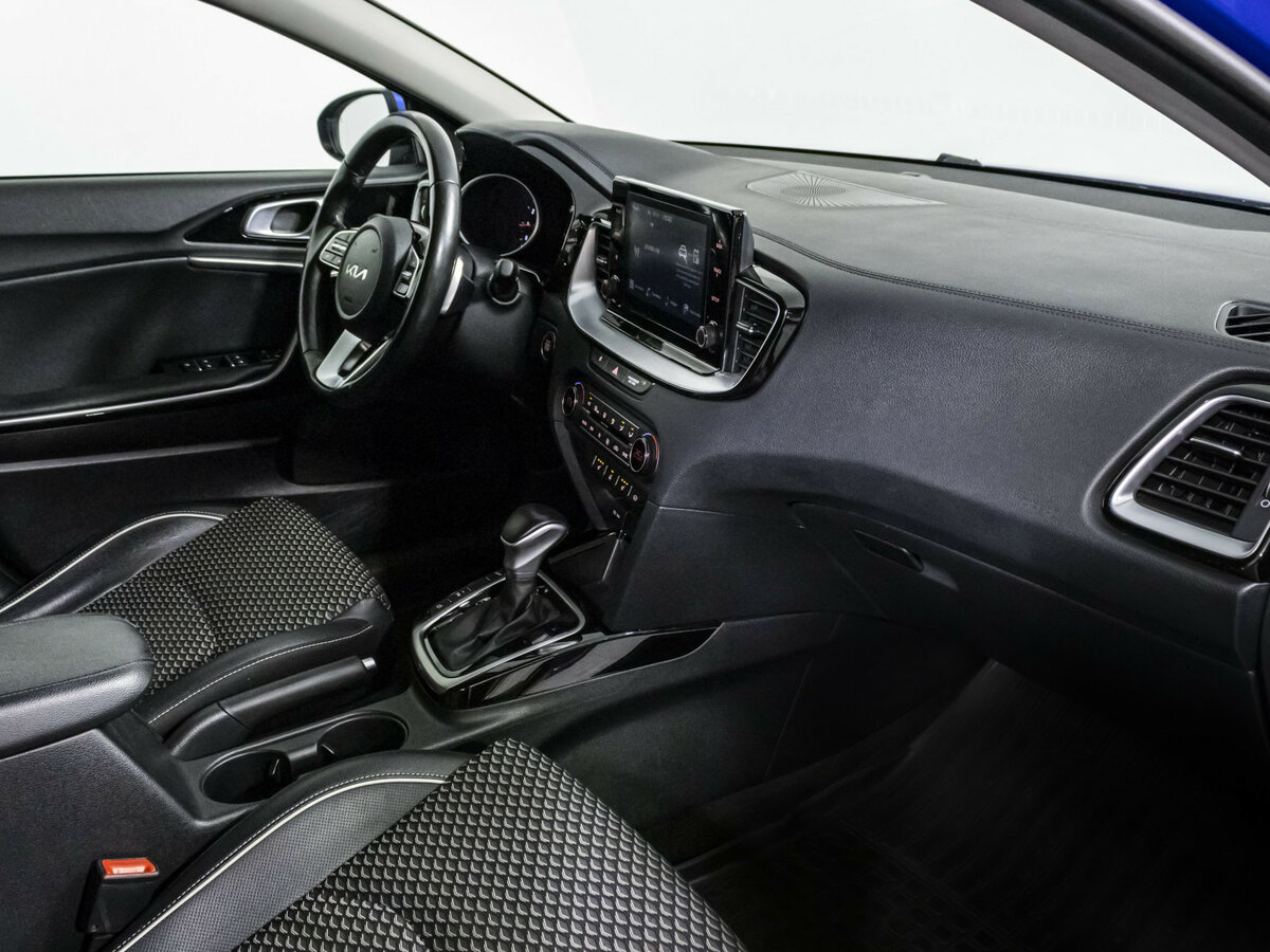 Купить Kia Ceed III Рестайлинг, 2021, 96 246 км, фото №7