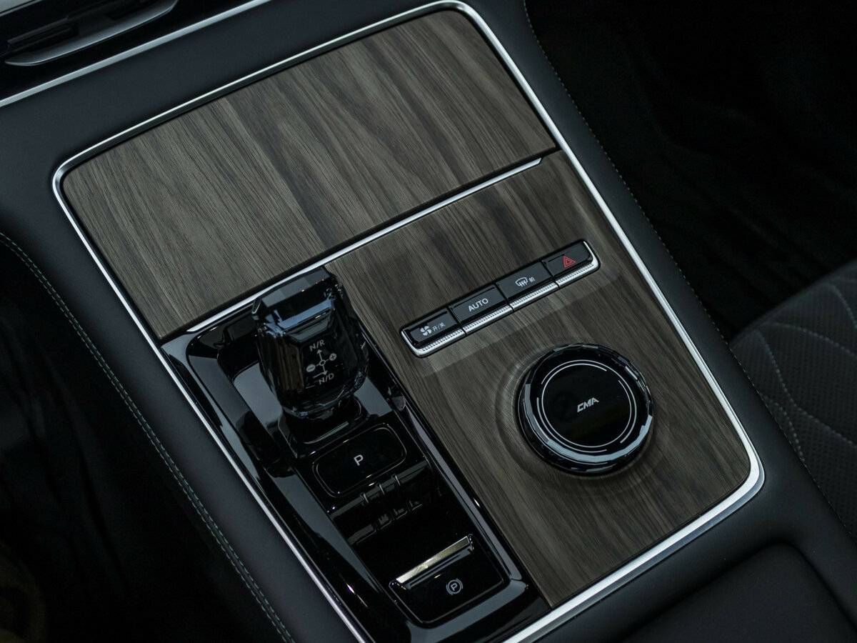 Купить Geely Monjaro (Xingyue L) I Рестайлинг, 2025, 9 329 км, фото №18