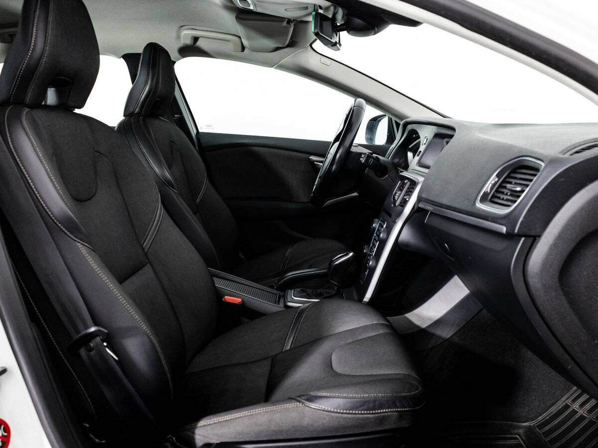 Купить Volvo V40 Cross Country I, 2013, 245 660 км, фото №17