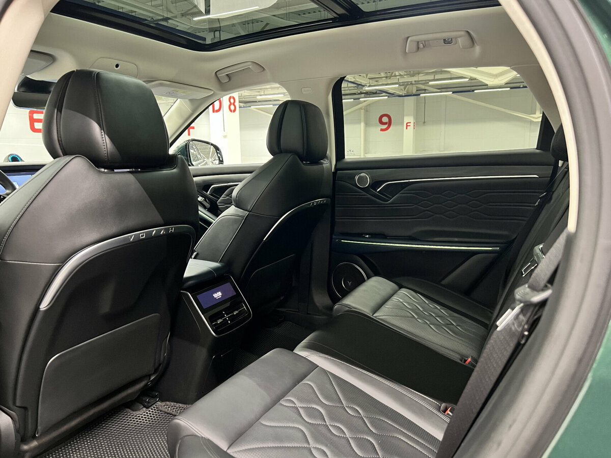 Купить Voyah Free I Рестайлинг, 2023, 42 253 км, фото №12