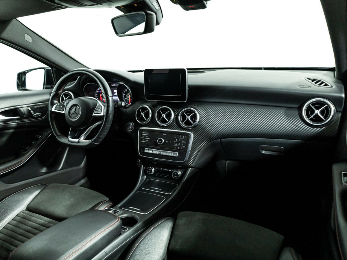 Купить Mercedes-Benz A-Класс 200 III (W176) Рестайлинг, 2016, 111 771 км, фото №9