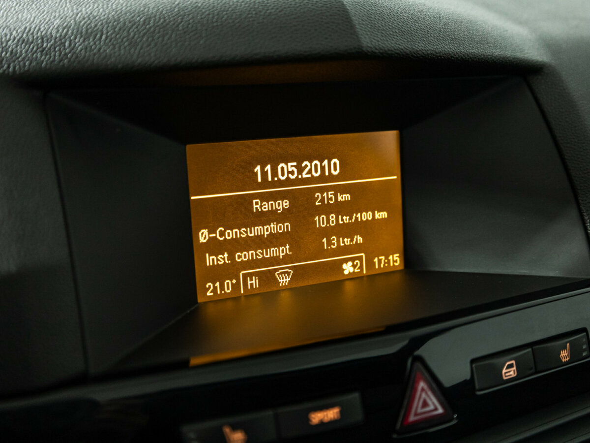 Купить Opel Astra GTC H Рестайлинг, 2010, 214 922 км, фото №16