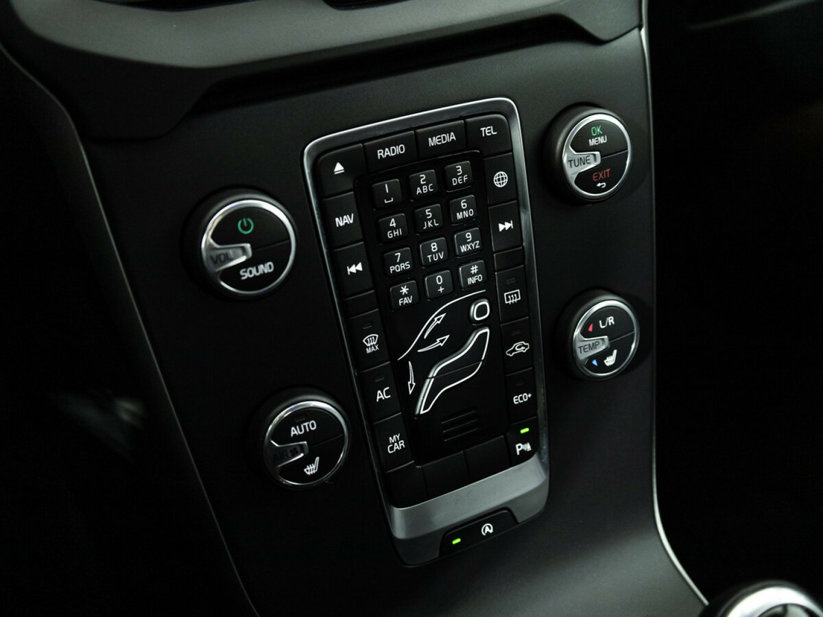 Купить Volvo V40 Cross Country I Рестайлинг, 2017, 45 000 км, фото №15