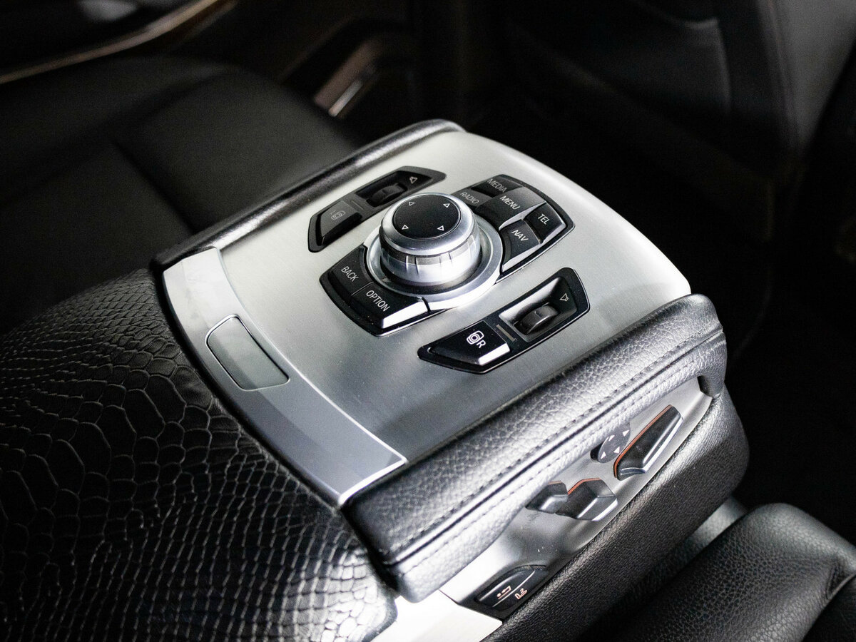 Купить Chevrolet Tahoe IV, 2019, 119 172 км, фото №14