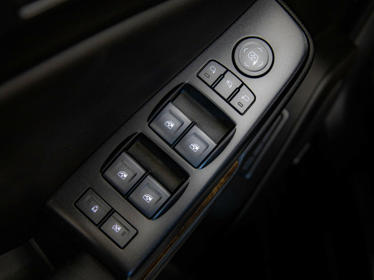 Купить Chevrolet Tahoe IV, 2019, 119 172 км, фото №16