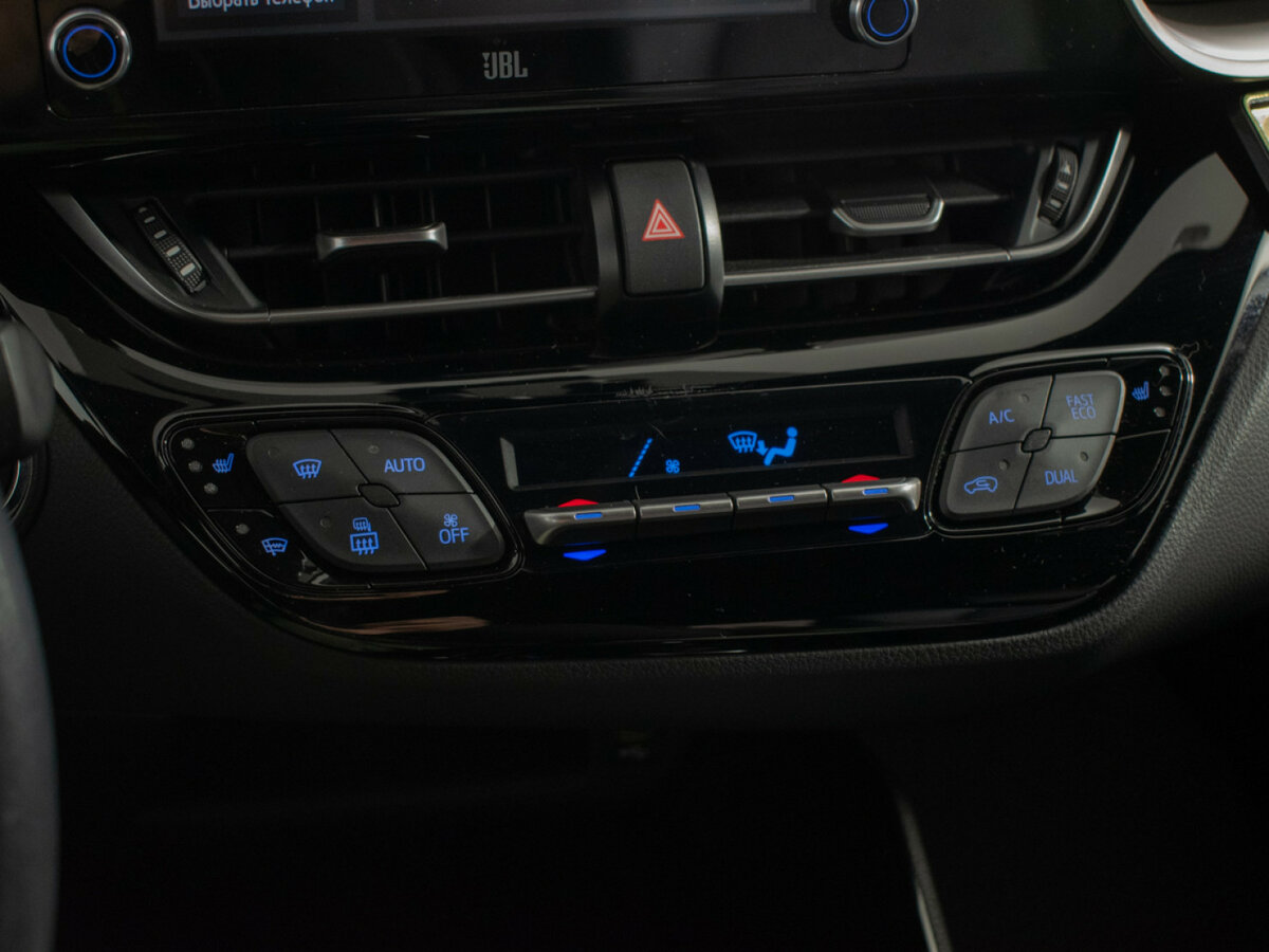 Купить Toyota C-HR I Рестайлинг, 2020, 49 030 км, фото №15