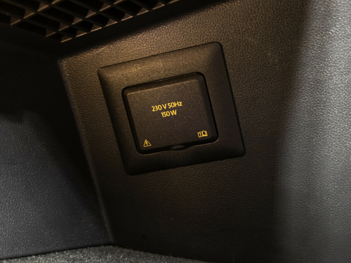 Купить Volkswagen Tiguan II Рестайлинг, 2020, 110 372 км, фото №24