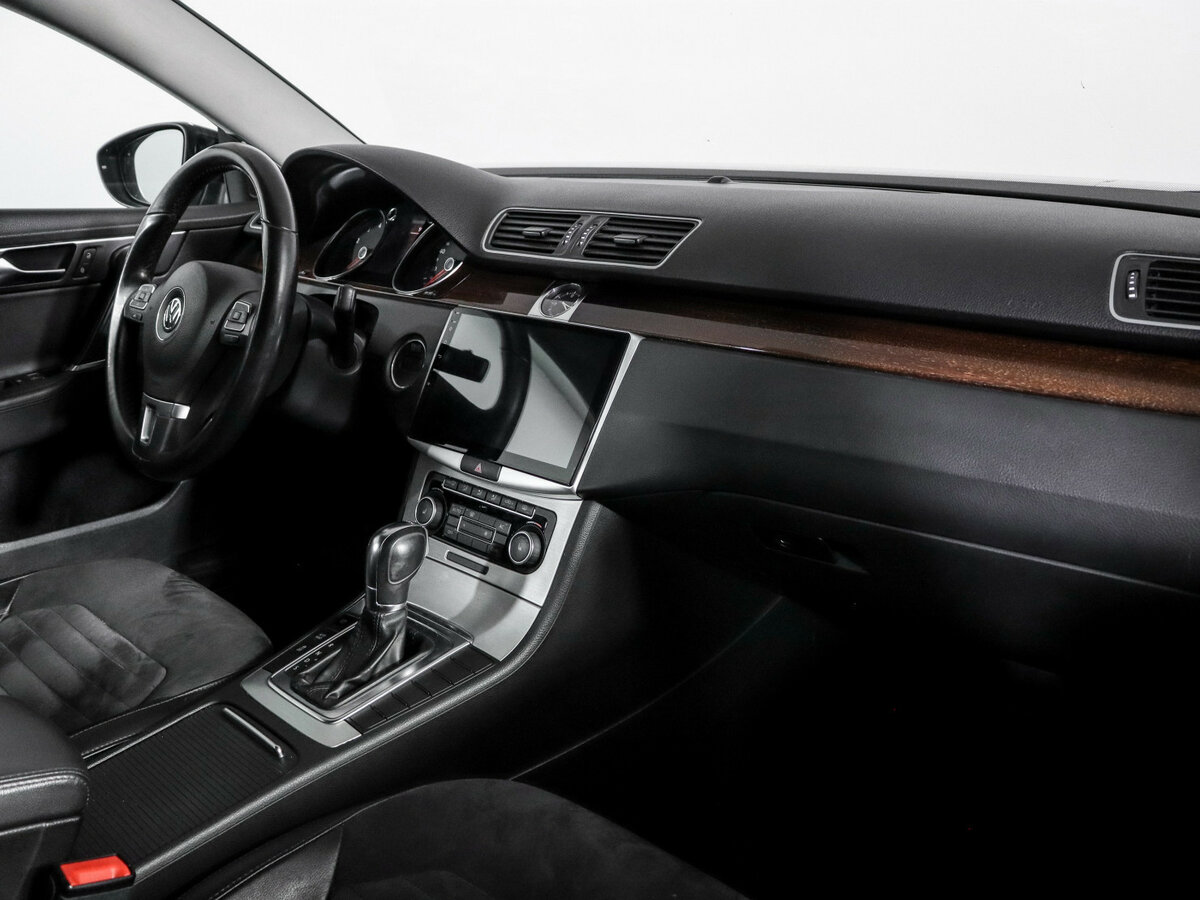 Купить Volkswagen Passat B7, 2011, 148 869 км, фото №6