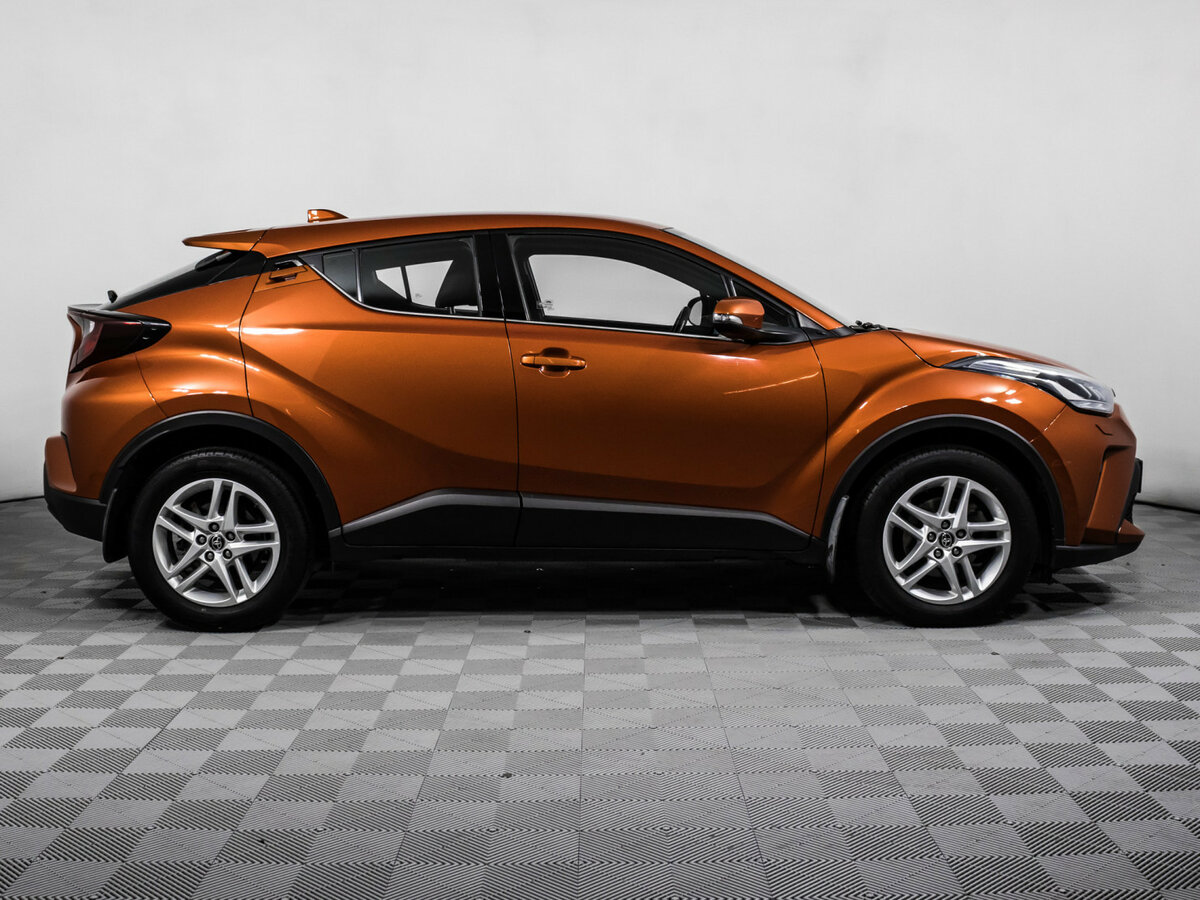 Купить Toyota C-HR I Рестайлинг, 2019, 149 500 км, фото №4
