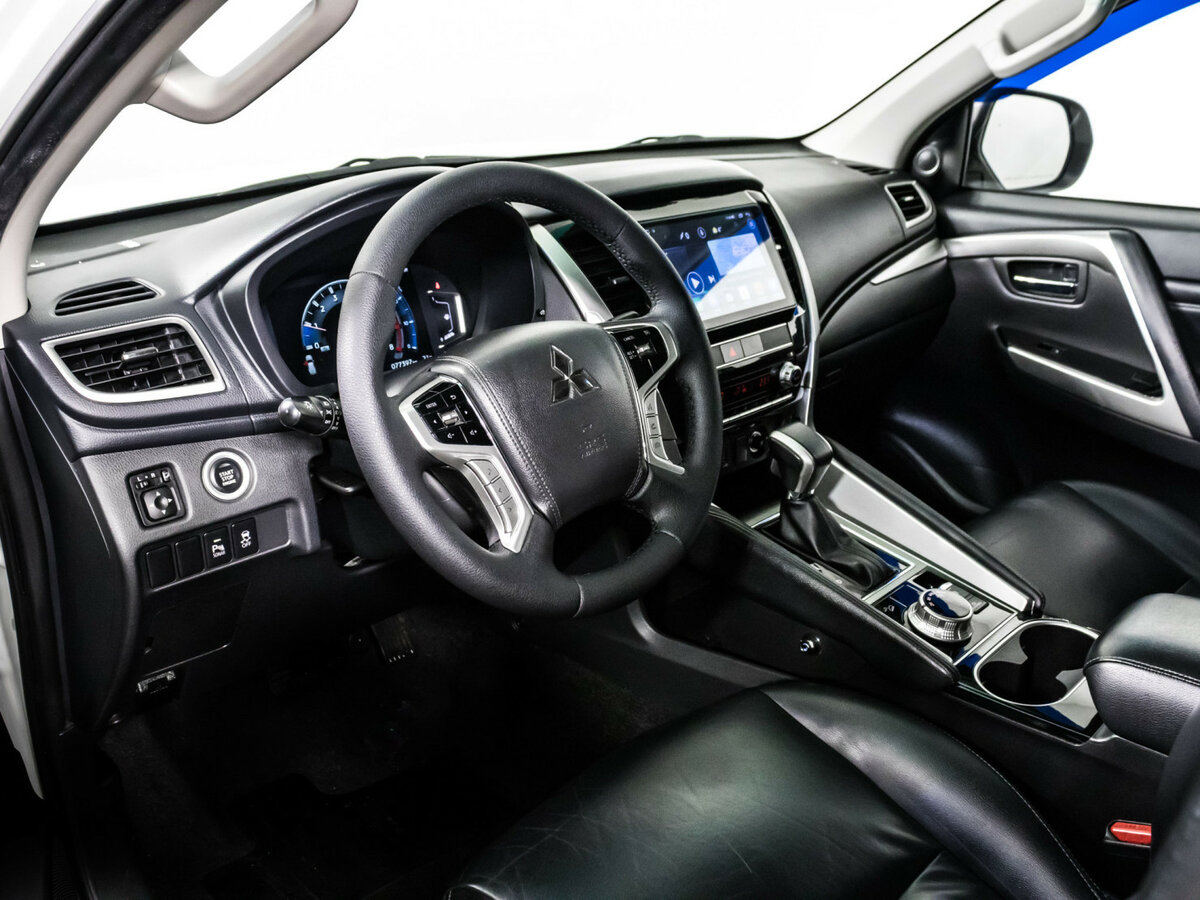 Купить Mitsubishi Montero Sport III Рестайлинг, 2022, 77 396 км, фото №11