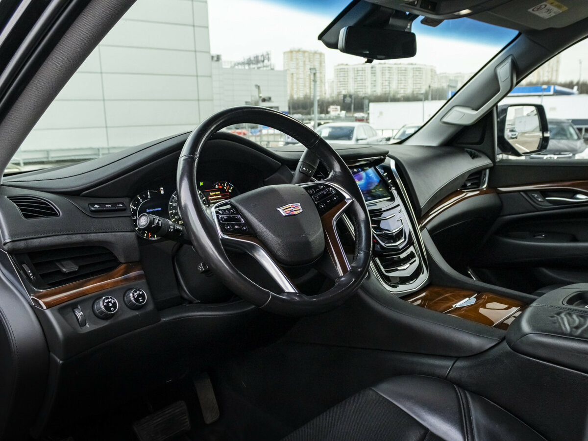 Купить Cadillac Escalade IV, 2017, 190 000 км, фото №10